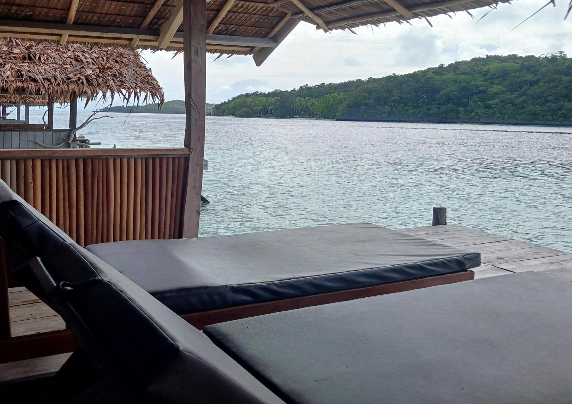 Meos Ambower Homestay Raja Ampat Fam 외부 사진